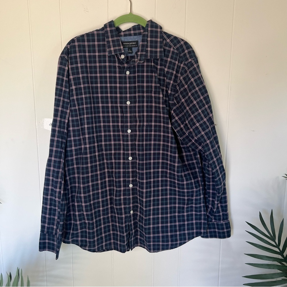 Banana Republic Men's Navy Plaid Shirt